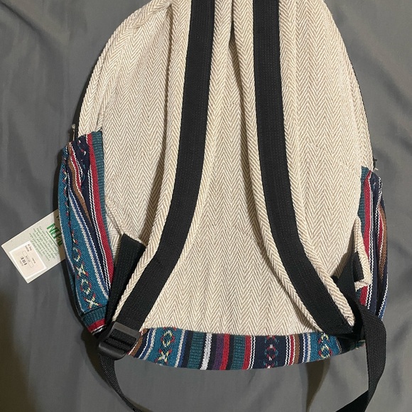 Hemp backpack - Picture 3 of 5